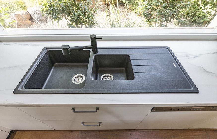 Quartz sinks